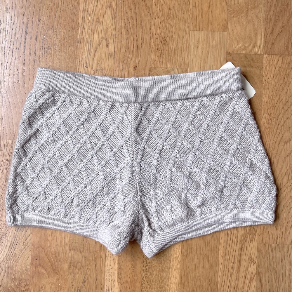 Cable knit shorts NWT